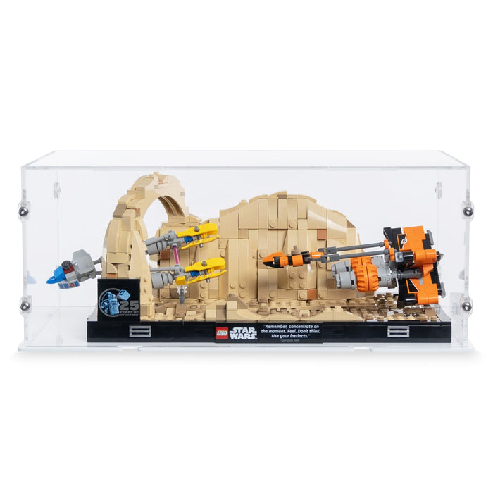 32 x 18 x 13cm Display Case